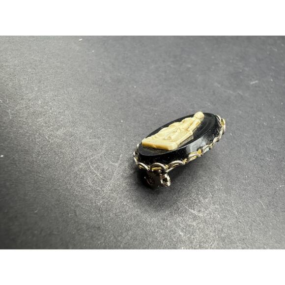 Vinitage Wedgwood Black Jasperware Cameo Pin Pendant Gold Tone - Picture 4 of 8